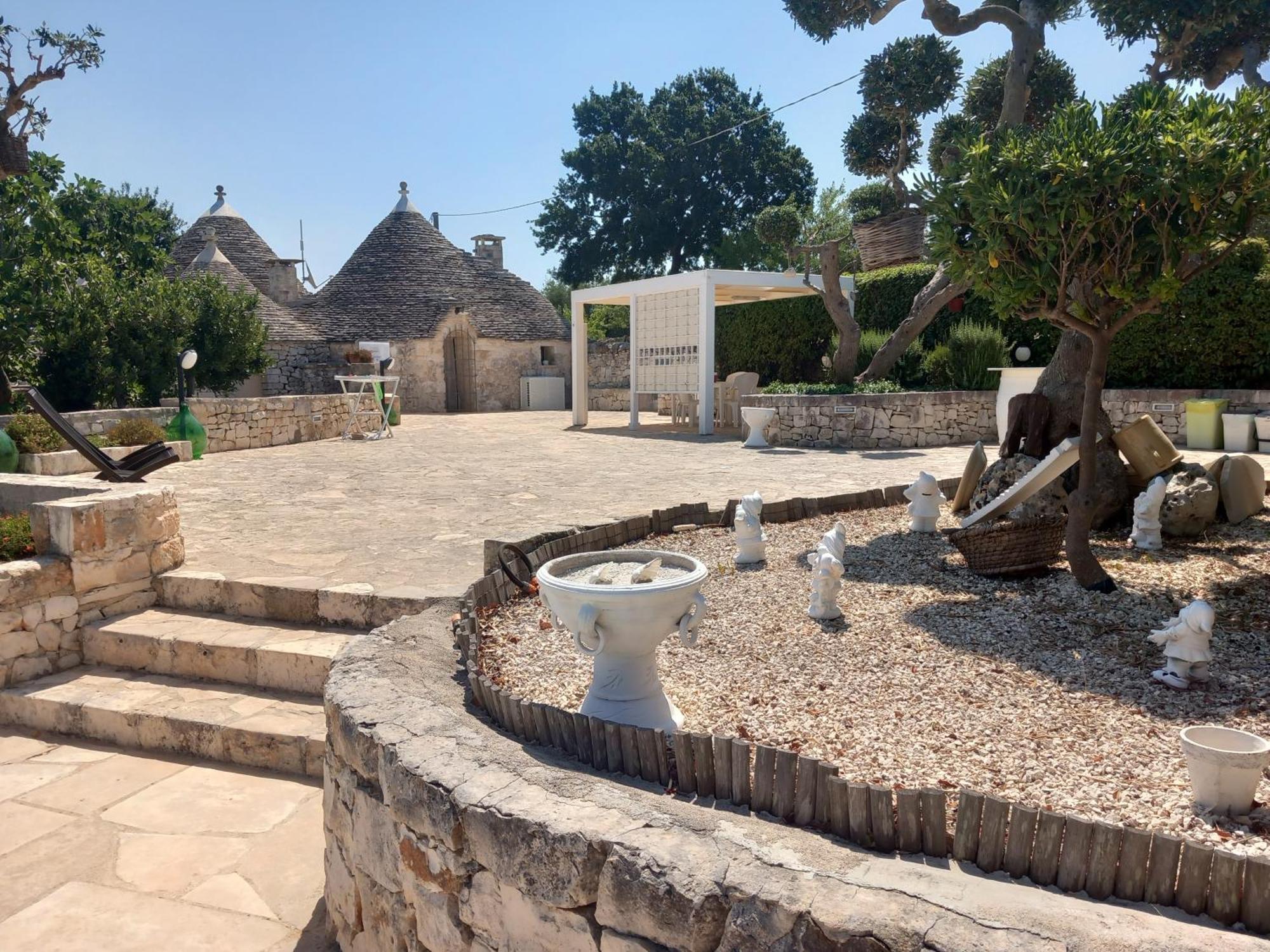 Trullo Monte Del Sale Guest House Alberobello Exterior foto