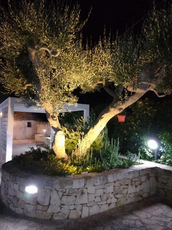 Trullo Monte Del Sale Guest House Alberobello Exterior foto