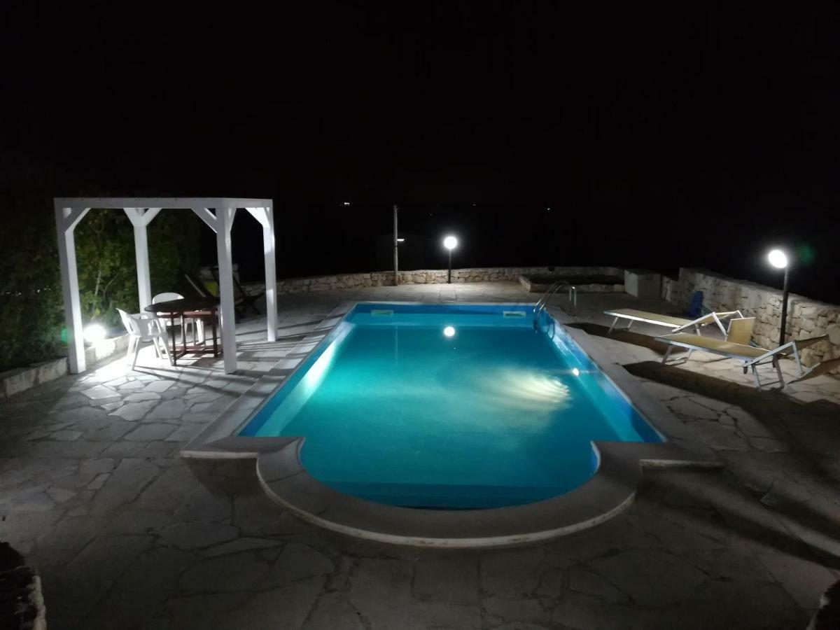 Trullo Monte Del Sale Guest House Alberobello Exterior foto